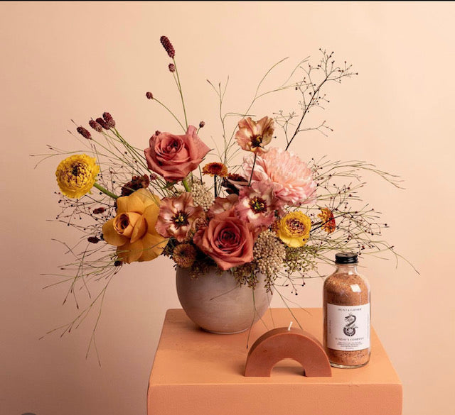 Arch Minimalist Candle