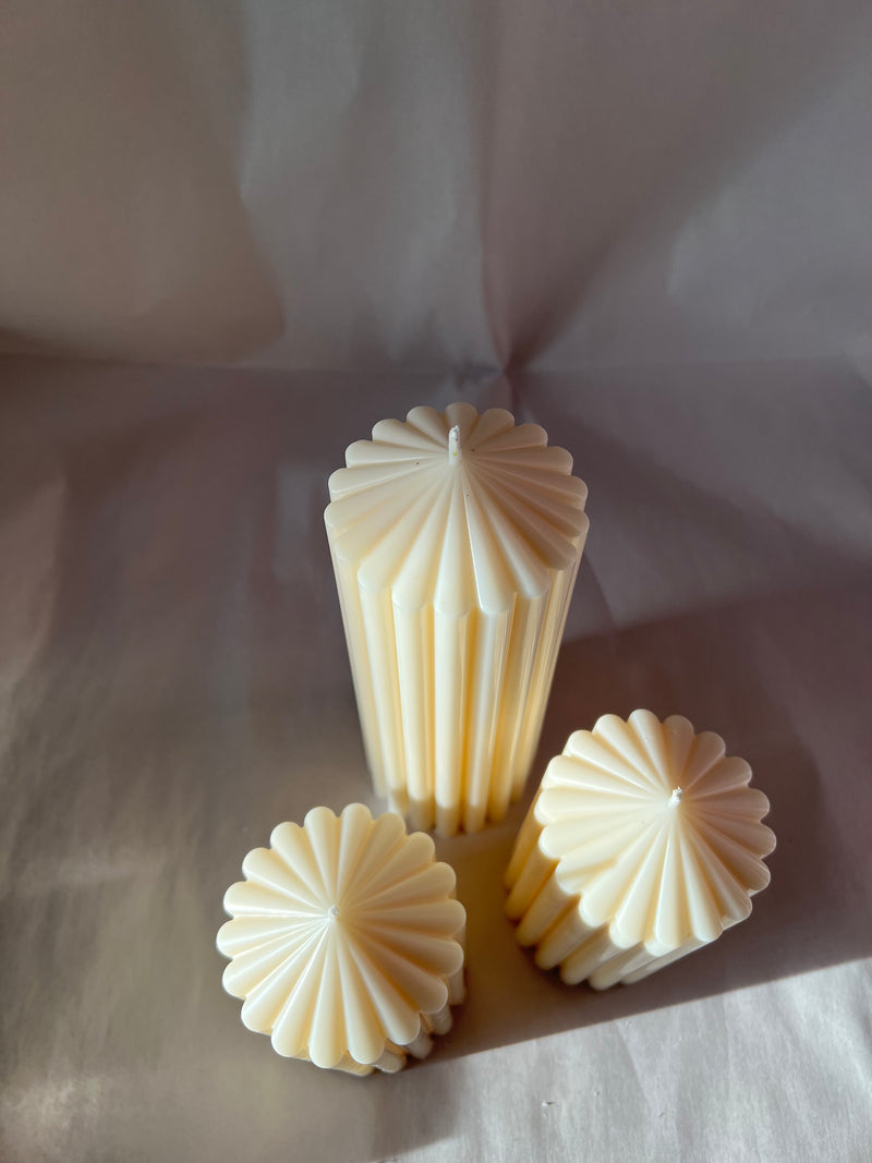 Ribbed Pillar Minimalist Candle