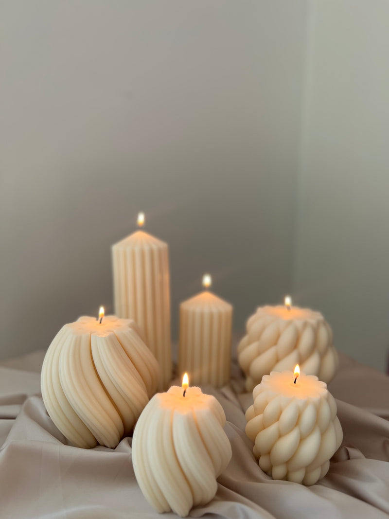 Swirly Minimalist Candle